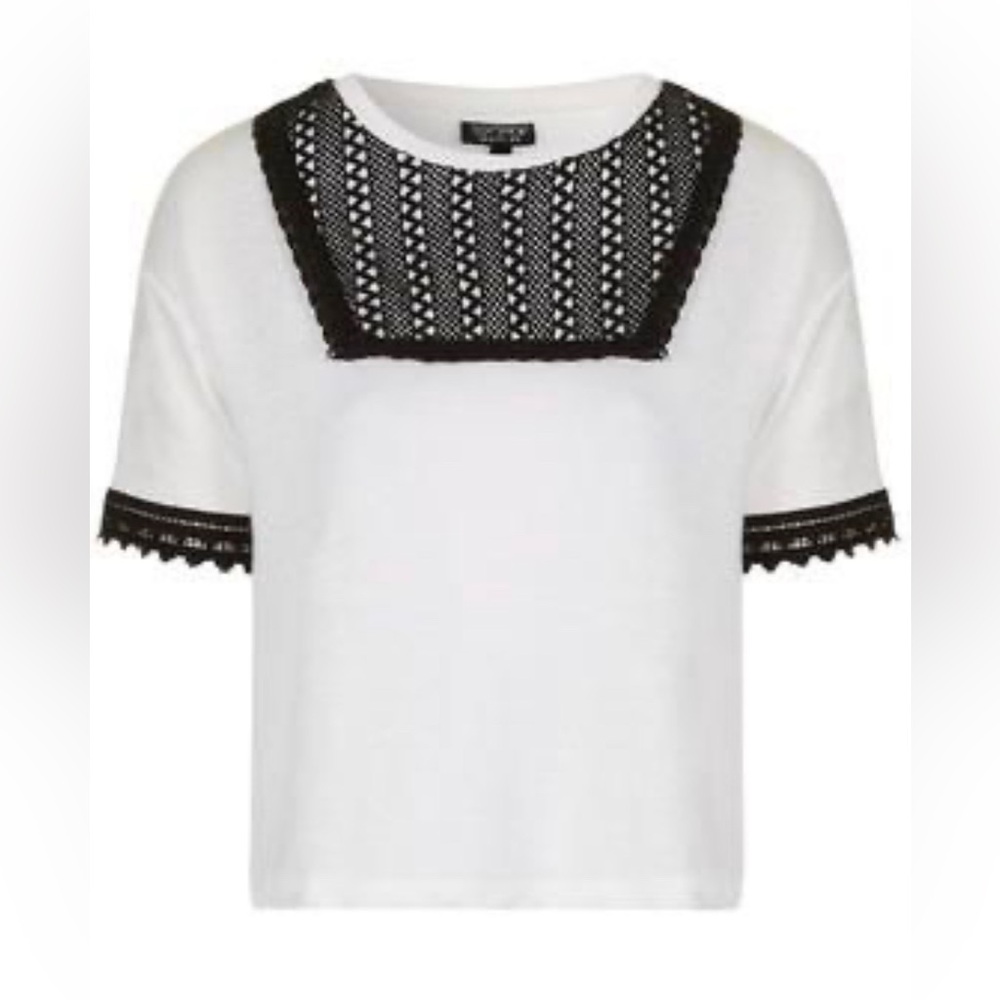 LIKE NEW Topshop Black and White Blouse Size 6
